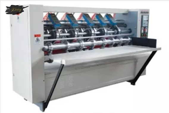Thin Blade Slitting and Creasing Machine